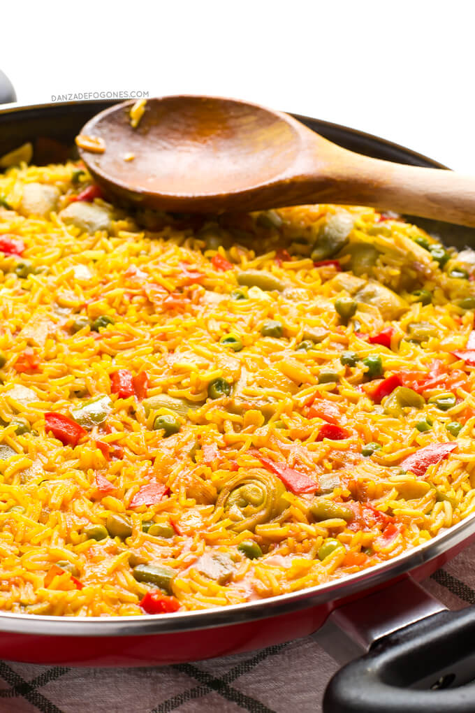 Vegan Paella. Paella is one of the most typical dishes of Spanish gastronomy. This paella is vegan and is healthier, lighter and cheaper than the traditional one | danceofstoves.com #DanceofStoves #vegan #withoutgluten Vegan Paella. Paella is one of the most typical dishes of Spanish gastronomy. This paella is vegan and is healthier, lighter and cheaper than the traditional one | danceofstoves.com #DanceofStoves #vegan #withoutgluten
