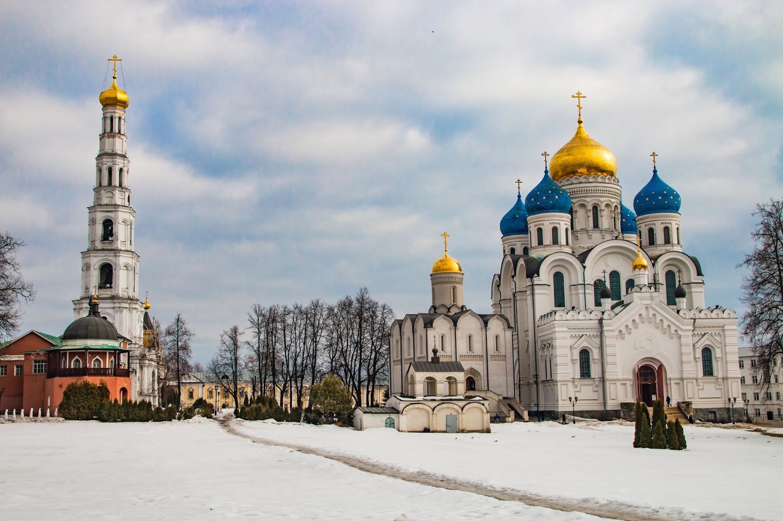 Николо Угрешский монастырь