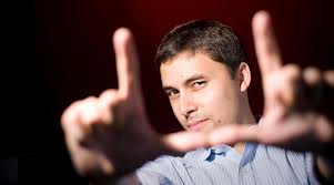 Kisah Inspiratif dari 3 Sosok Pendiri Youtube Kisah Inspiratif dari 3 Sosok Pendiri Youtube