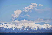 http://sciencythoughts.blogspot.co.uk/2014/06/eruptions-on-mount-pavlof-on-alaskan.html
