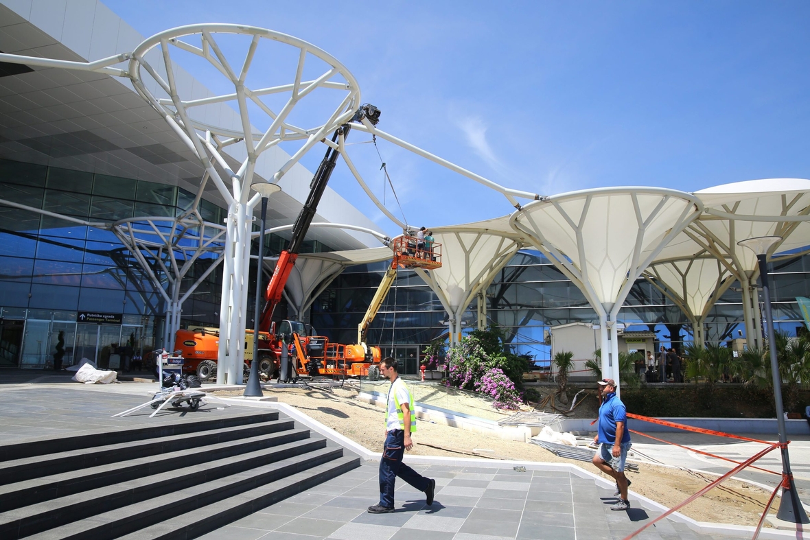 Split Airport opens new terminal