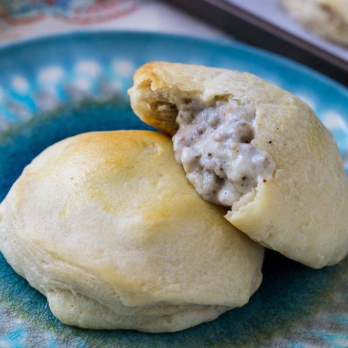 Sausage Gravy Stuffed Biscuits CookToria