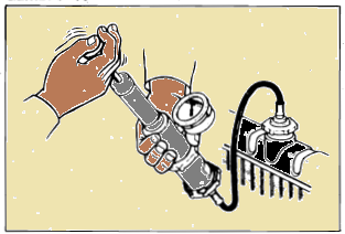 Gambar Pemeriksaan Sistem Pendingin Saat Tune Up Mobil