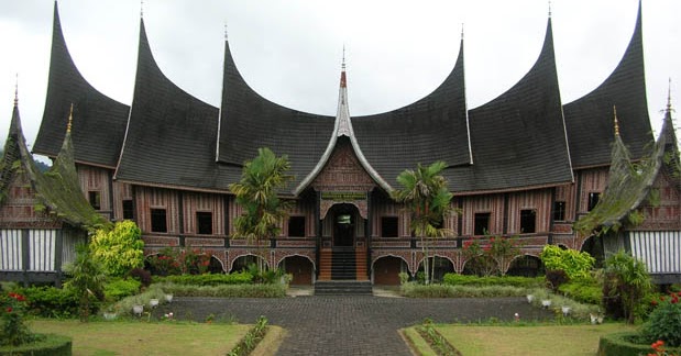 Rumah Adat Sumatera Barat (Rumah Gadang), Gambar, dan 