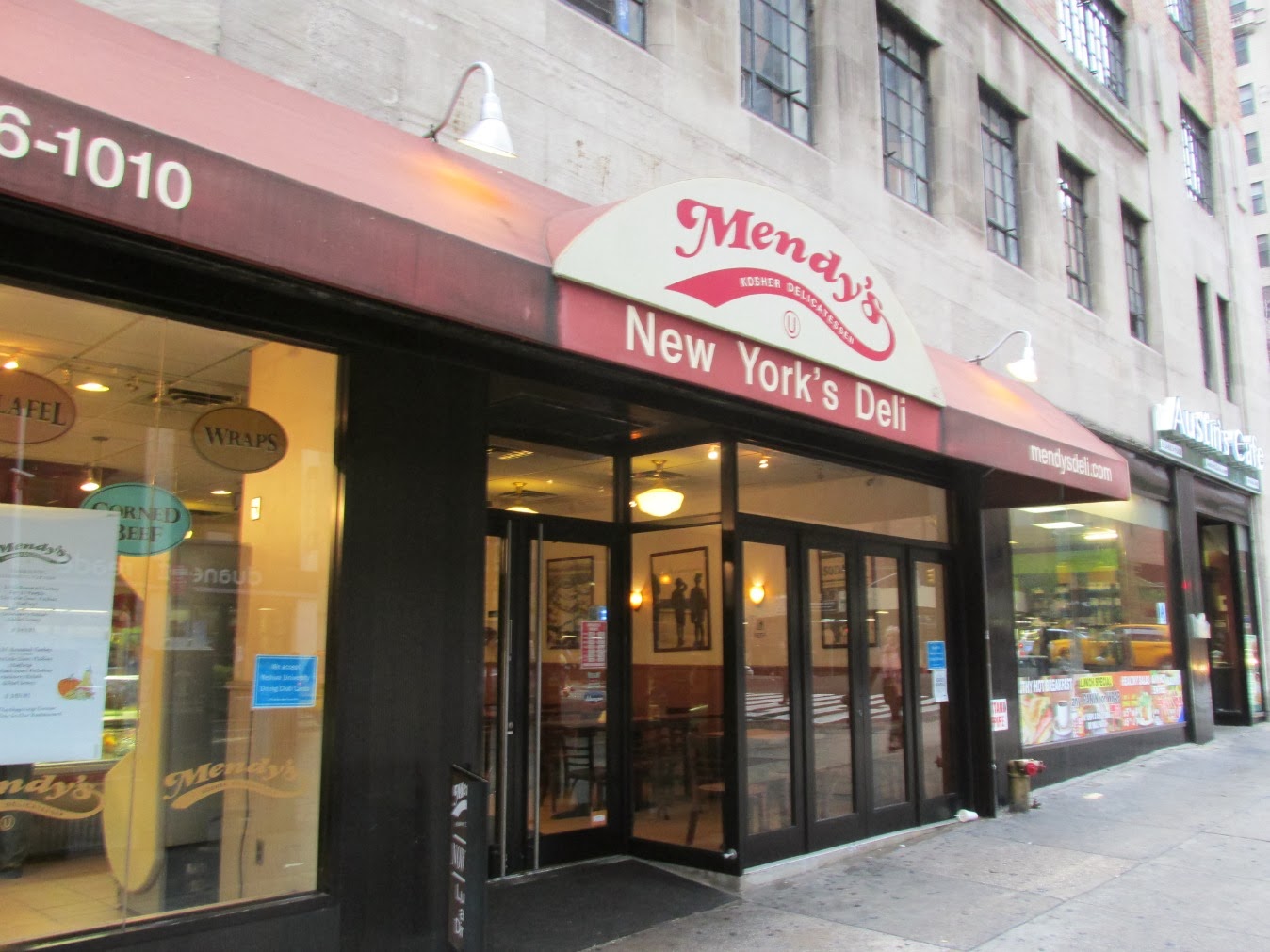 Midtown Blogger/Manhattan Valley Follies Mendy's Deli Restaurant