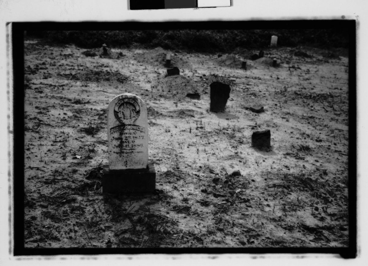 Alabama Yesterdays Walker Evans Photographs an Alabama Cemetery in 1936