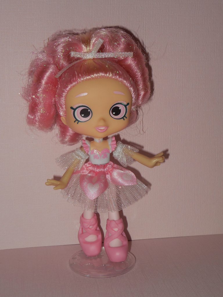 shopkins dolls amazon