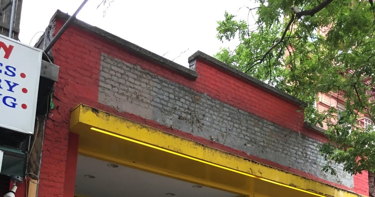 EV Grieve Papaya King closes on St. Mark's Place ahead of new development