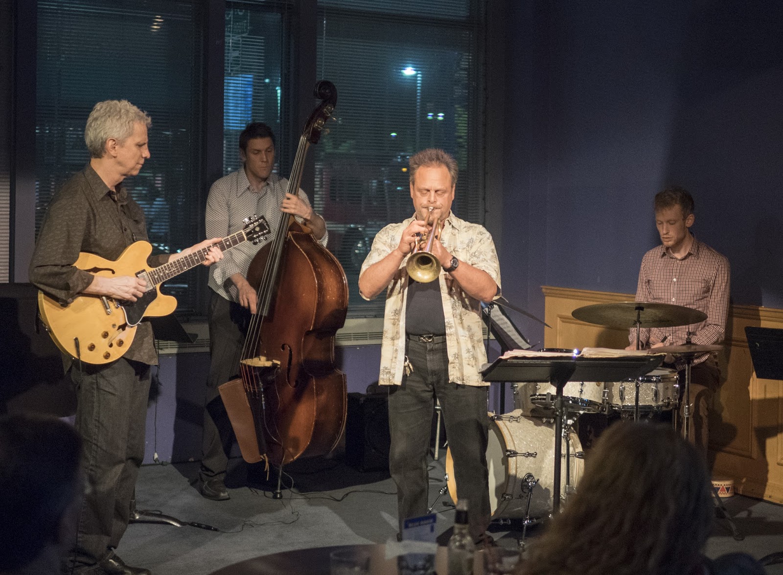 kcjazzlark: Steve Cardenas Trio at The Blue Room