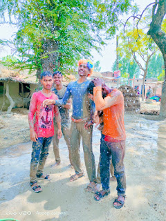 कुड़ियारी गाँव मे कायम रही पुरानी परंपरा | #NayaSaberaNetwork कुड़ियारी गाँव मे कायम रही पुरानी परंपरा | #NayaSaberaNetwork