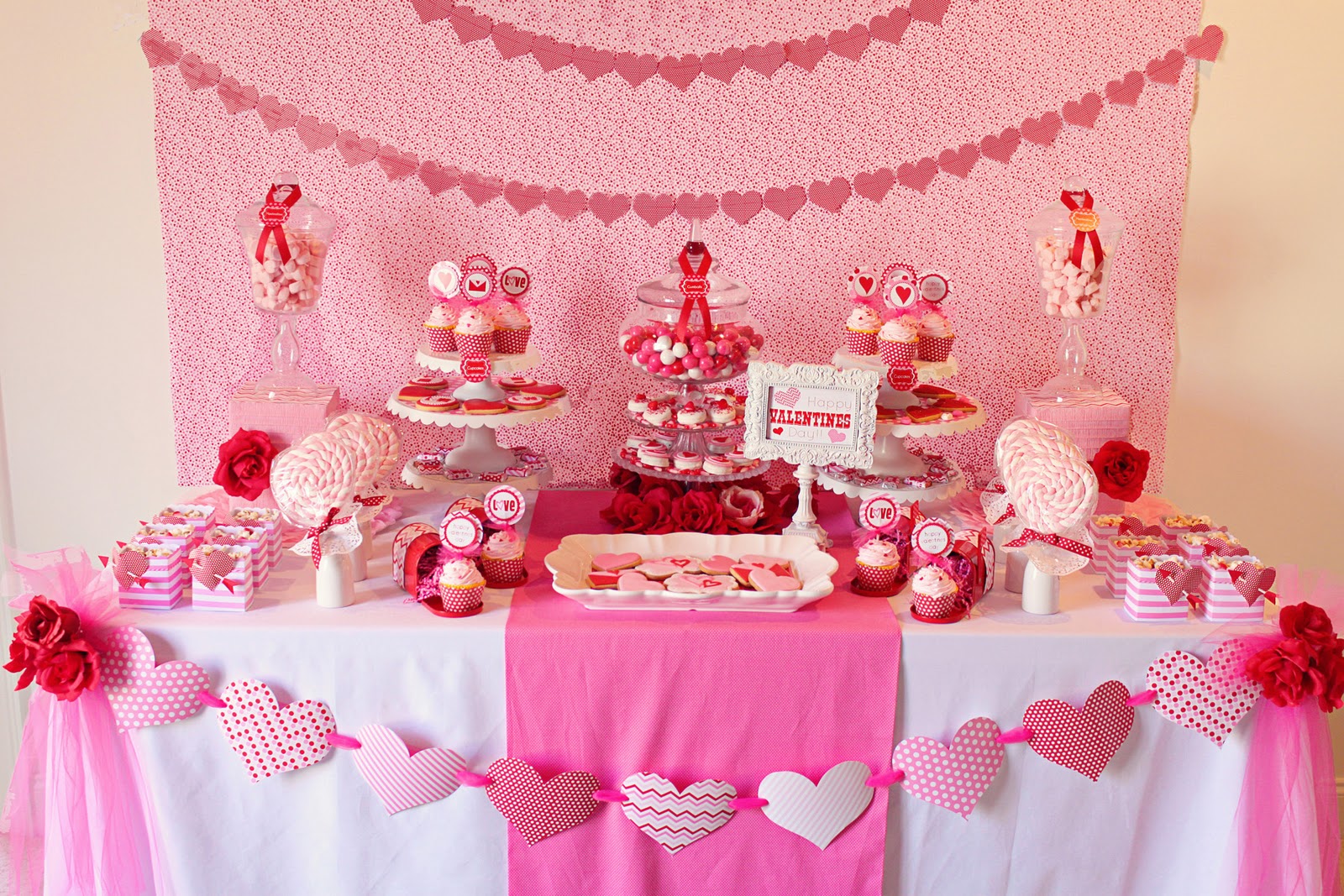 Amanda's Parties To Go: Valentines Party Table Ideas