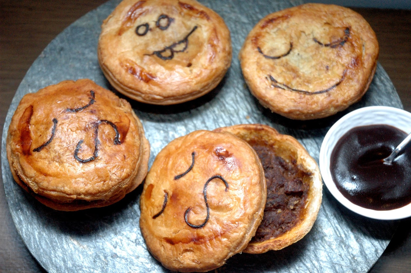 DUDE FOR FOOD A True Taste of Australia at Pie Face