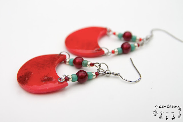 Boucles oreilles pâte polymère transparence rouge Fimo Stenna Création