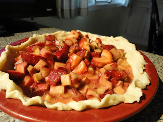 Unbaked strawberry-rhubarb pie