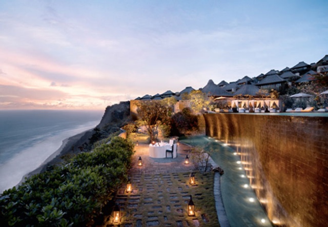 Review Hotel Bintang Lima di Bali Bvlgari Resort