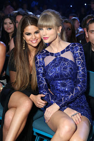 Selena Gomez & Taylor Swift Photos in Billboard Music Awards 2013