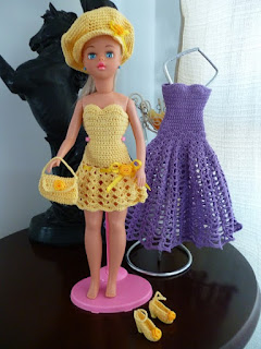 vestidinho de crochê para a Susi do modelo antigo