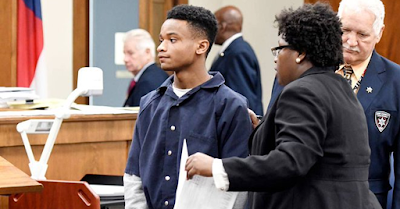 Joven de 13 años es condenado a cadena perpetua por matar a su hermana por la clave del WiFi