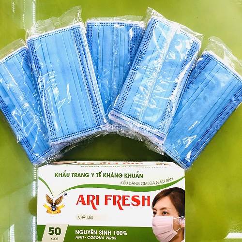 Khẩu trang y tế cao cấp 4 lớp kháng khuẩn chống thấm Ari Fresh hộp 50 cái