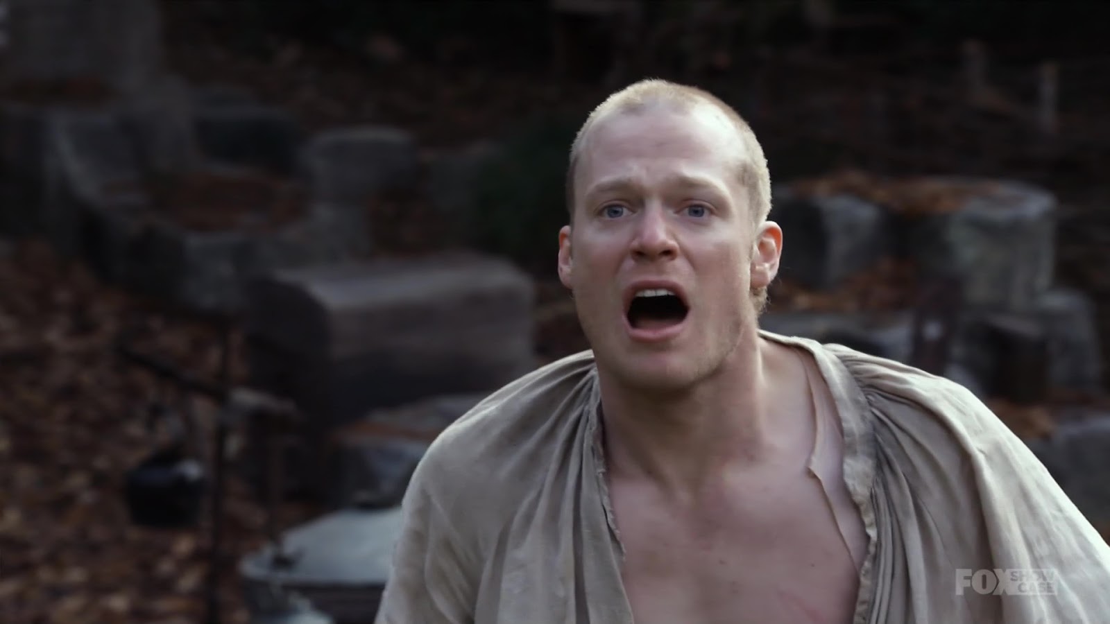 Films Et Séries Tv Avec Sam Reid ausCAPS: Sam Reid nude in Lambs Of God 1-02 "The Blood Of Eden"