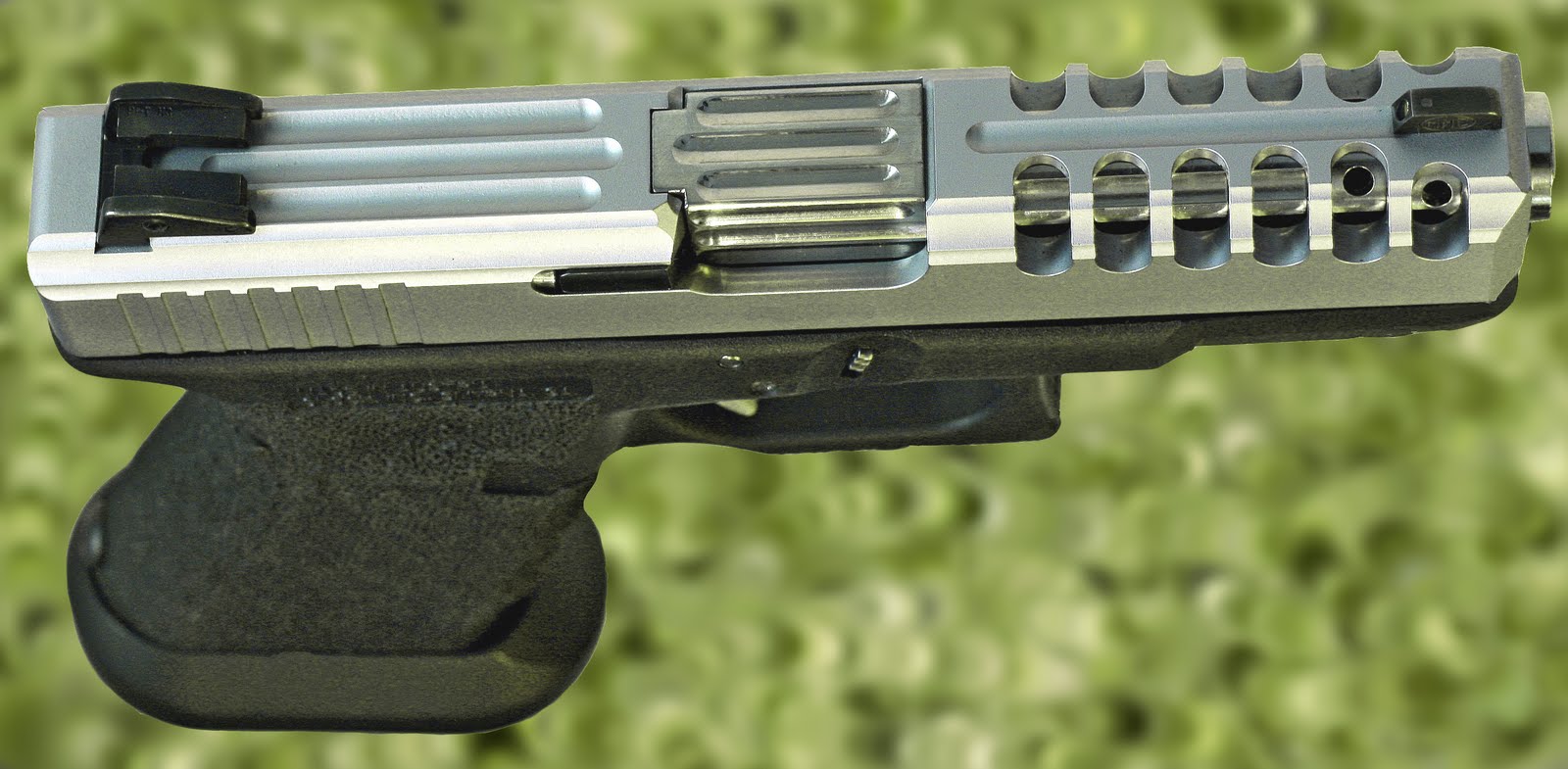 Mission Critical Tools: GALLERY / FIREARMS