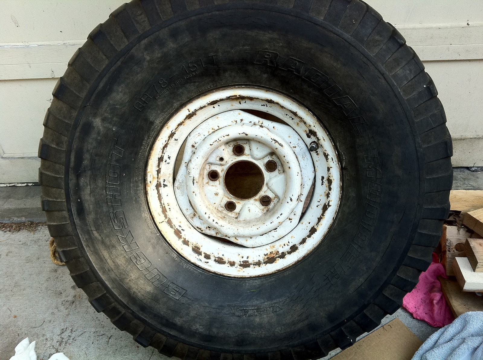 Buckshot Mud Tires For Sale Original Buckshot Tires 4 Maxxis Buckshot Mudder Ii Mt / 72