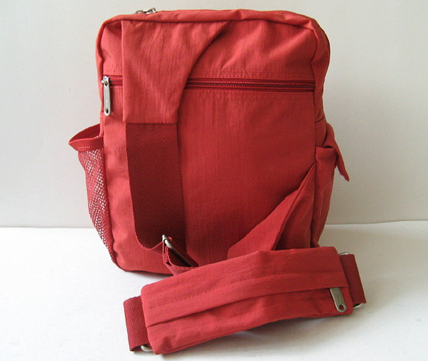 BAGGALLINI RED NYLON LARGE BACKPACK BAGGALLINI CROSSBODY HANDBAG