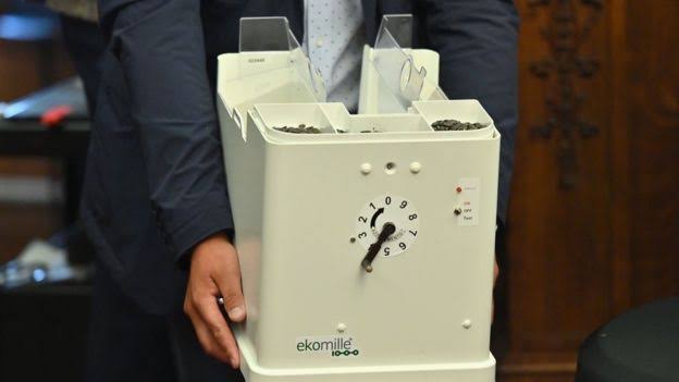 جهاز "إيكوميل" لاصطياد الفئران