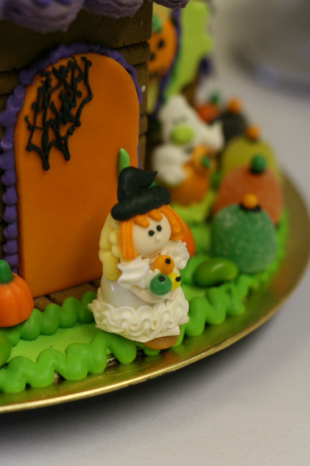 The Solvang Bakery & Gingerbread Company Personalized Halloween