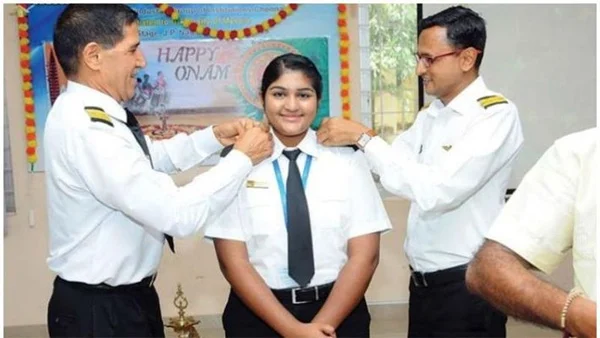 16 year old malayali girl nilofar munir fly a plane, Bangalore, News, Malayalees, Pilots, Flight, National