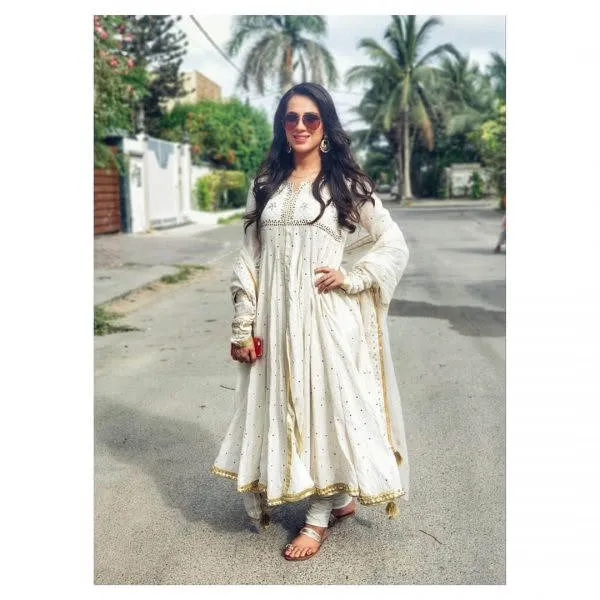 Faizan Sheikh and Maham Amir Gorgeous Clicks from Ramazan Show 4 Faizan Sheikh and Maham Amir Gorgeous Clicks from Ramazan Show