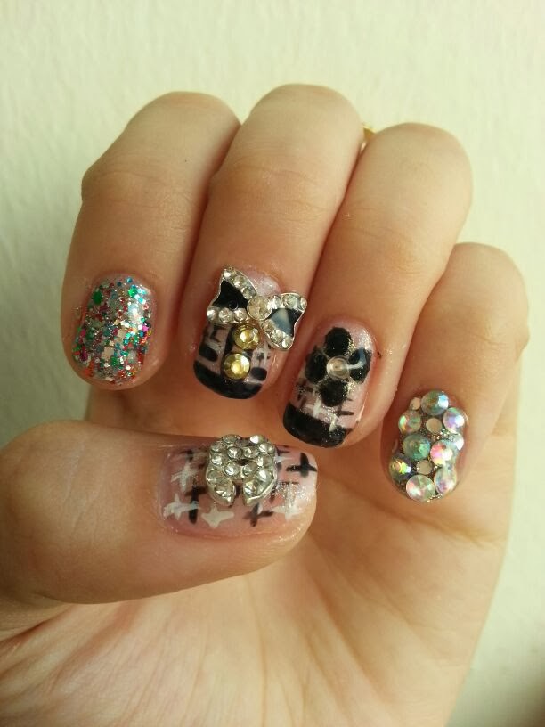 Myntefingers.blogspot.com: Chanel Inspired Nails for Shenny Yang
