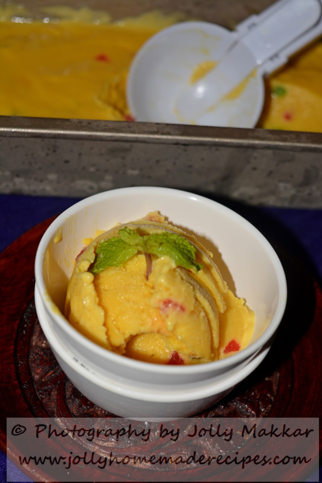 Mango Ice Cream Recipe with Tutti Frutti, How to make Mango Ice Cream without Ice Cream Maker | No Churn Mango Icecream