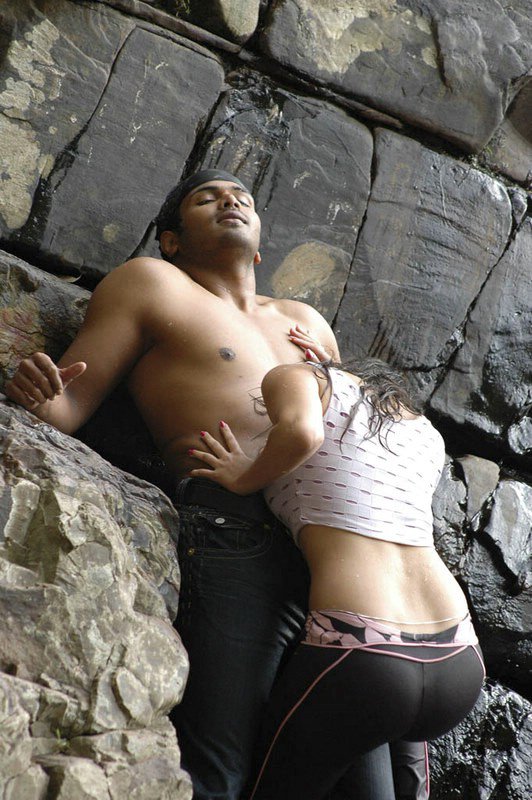 Sneha Ulala Xxx Porn Videos - TELUGU XXX KATHALU: Sneha Ullal exposing her navel and sexy belly ...