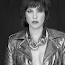 Irmão de Lzzy Hale não teve problema com música dela sobre ménage à trois