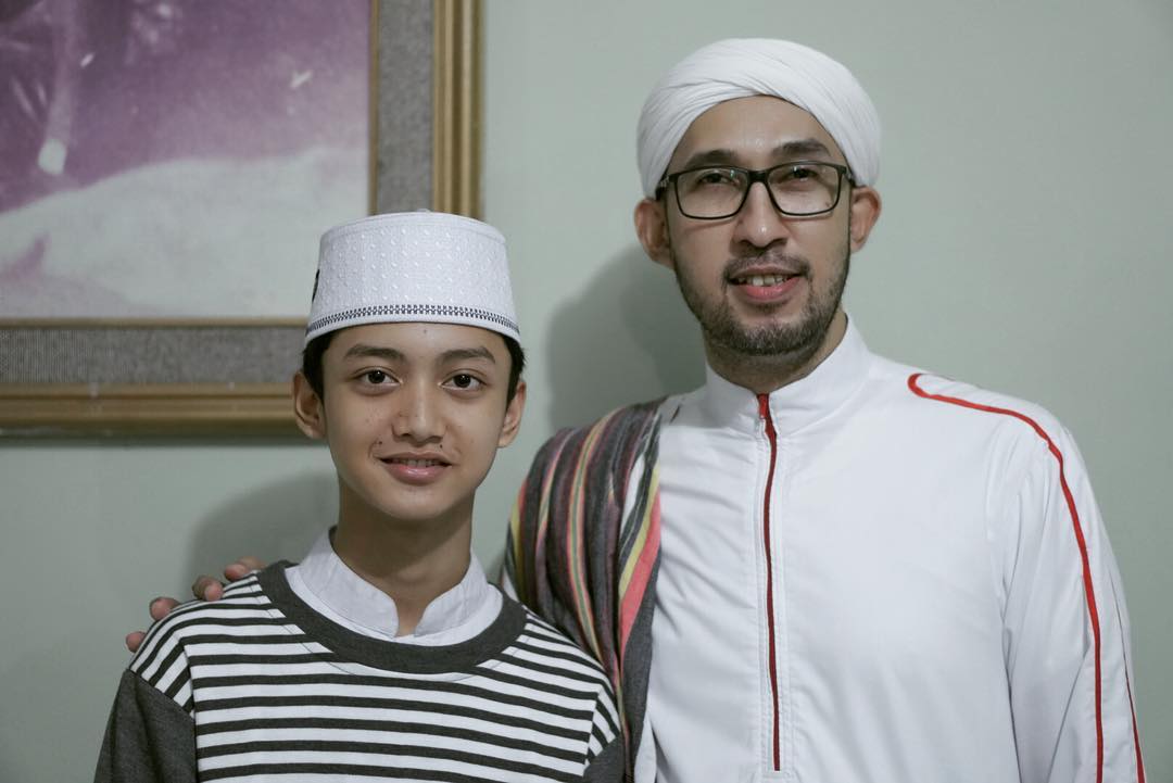 Biodata Gus Azmi Askandar, Profile Lengkap, Biografi, Keluarga, Fakta