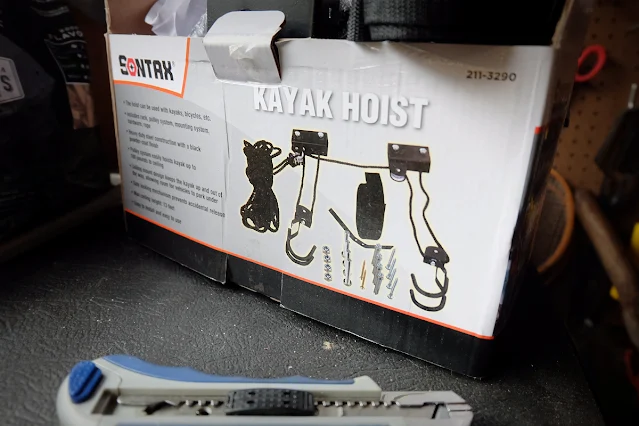 kayak hoist packaging