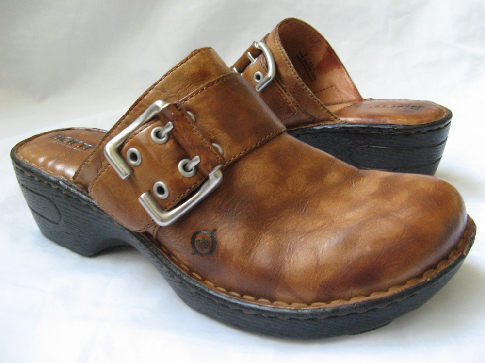 dansko buckle clogs