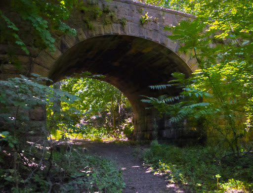Trail passing under a masonic tunnel, East Rock Park
