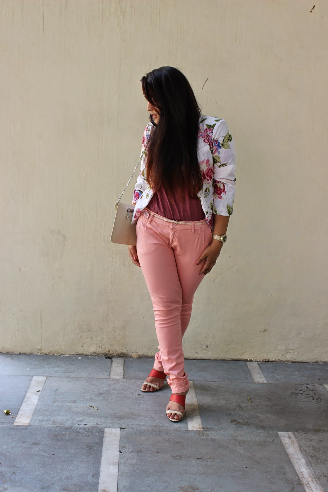 Beauty In The Third World How to style baggy tshirt in 3 different ways