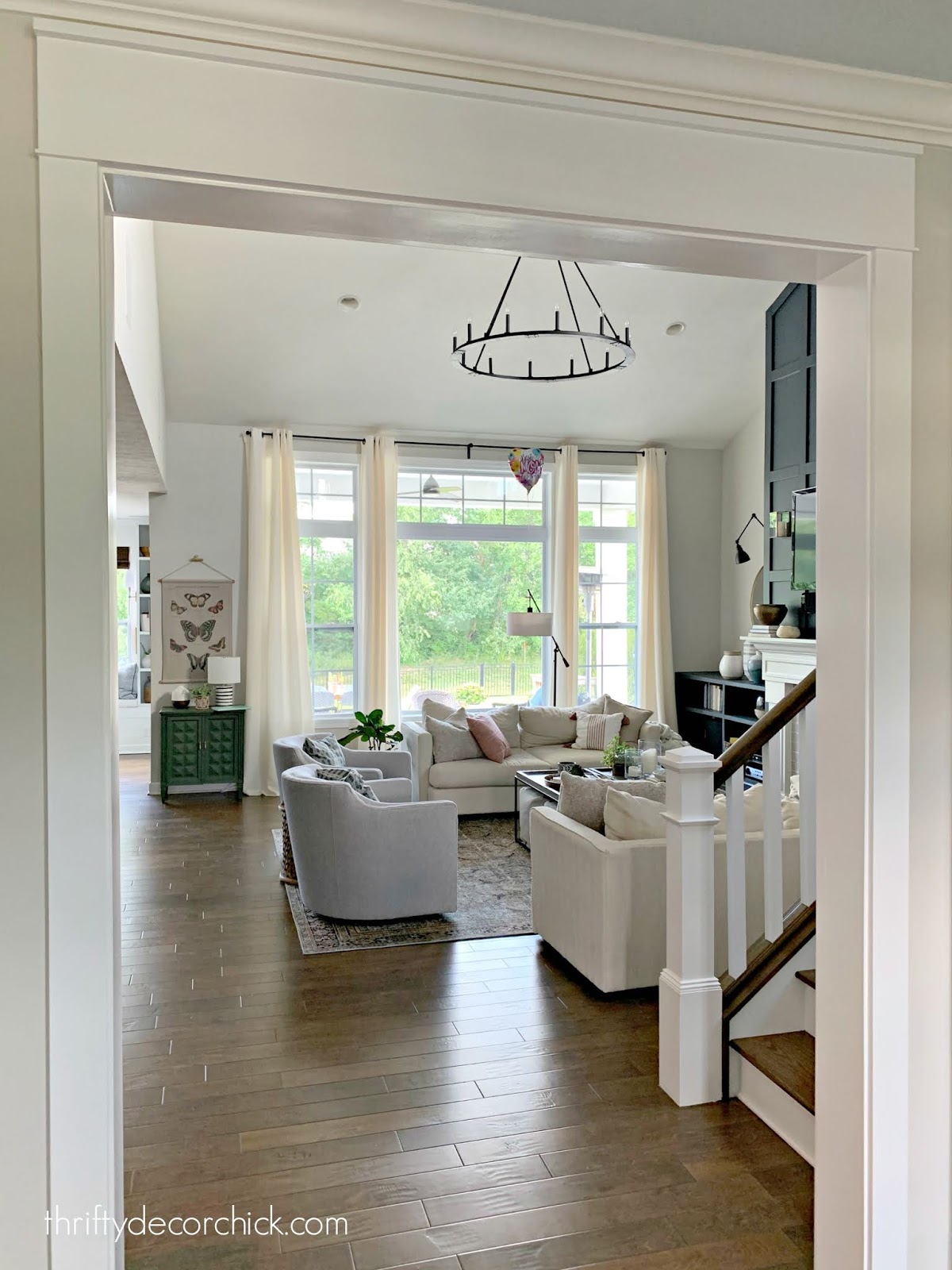 How to install a decorative door header Thrifty Decor Chick Thrifty