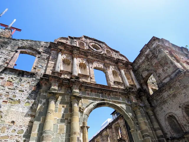 Panama City Layover: Panama Casco Viejo Iglesia de la Compañía de Jesús