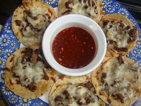 Volcanes de carne con queso