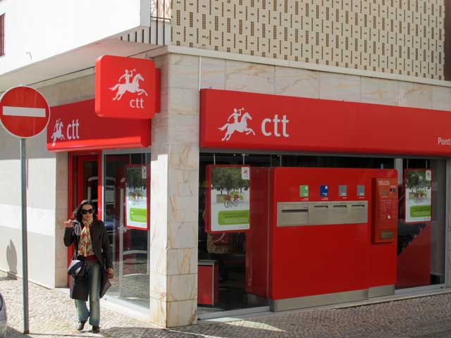 Portuguese Lottery Sign Jogos Santa Casa And Portugal Post Office CTT Pay  Shop Sign Outside A Newsagents Shop In Tavira Portugal Stock Photo - Alamy