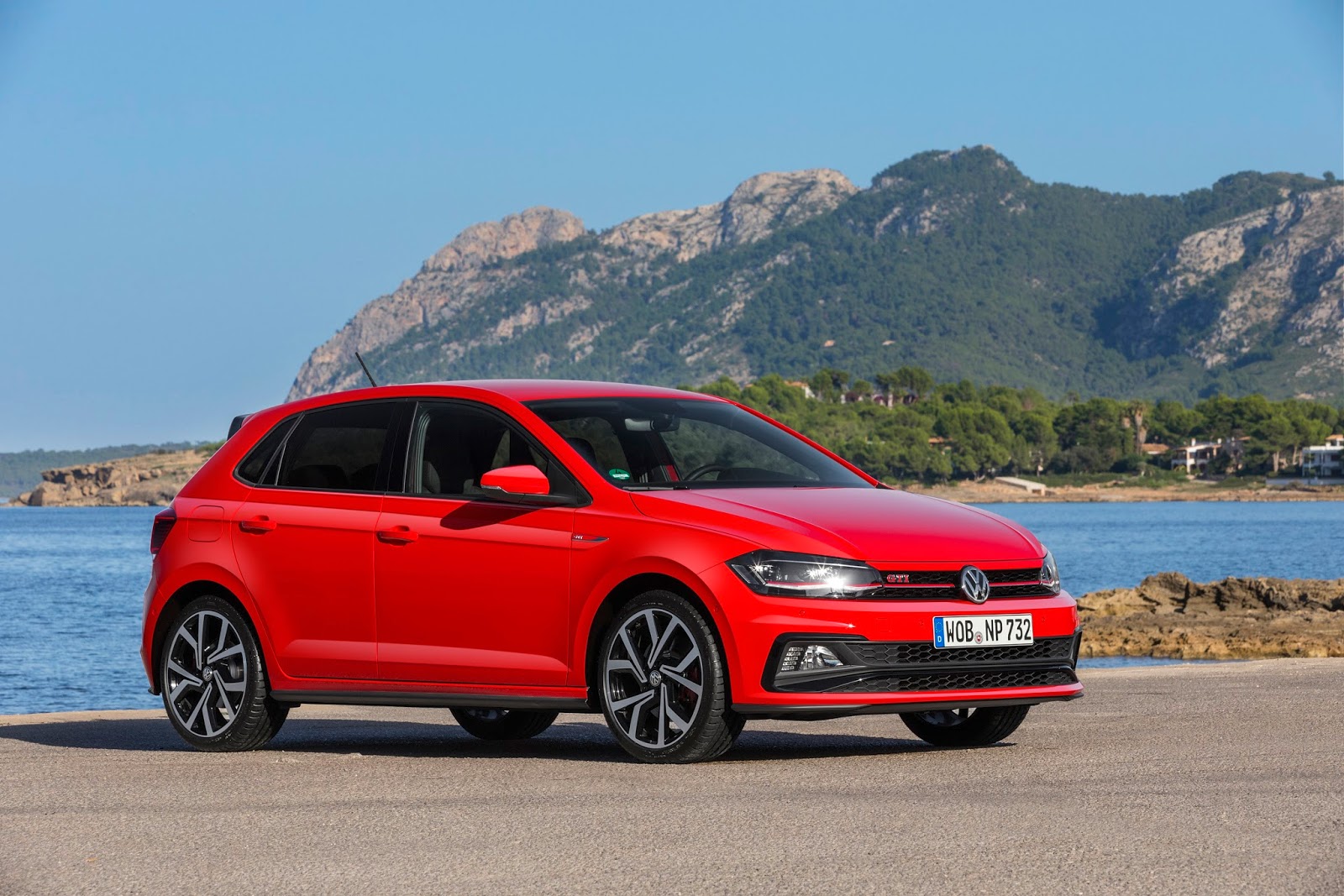 Nuevo Volkswagen Polo GTI deportividad y tecnología, ahora con 200 CV de potencia. Tested Cars Nuevo Volkswagen Polo GTI deportividad y tecnología, ahora con 200 CV de potencia. Tested Cars