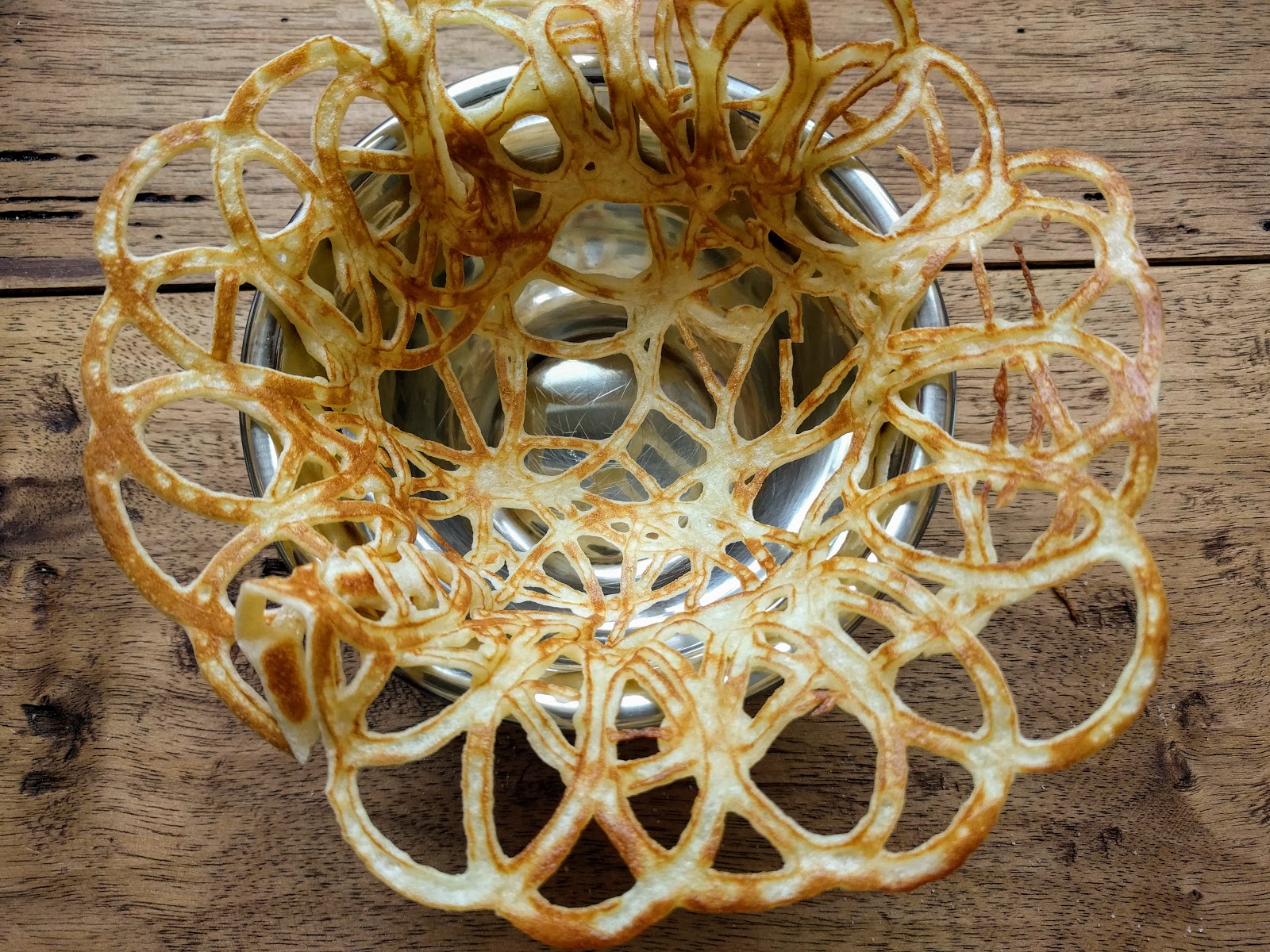 - Schnelles Himbeereis im Pfannkuchen Nest - Schnelles Himbeereis im Pfannkuchen Nest