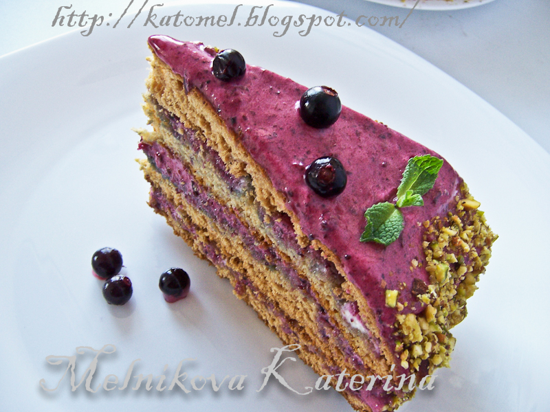 Торт со смородиновым вареньем. Торт черная смородина. Пирог с творогом и смородиной. Торт черная смородина. Пирог с чёрной смородиной с овсянкой.