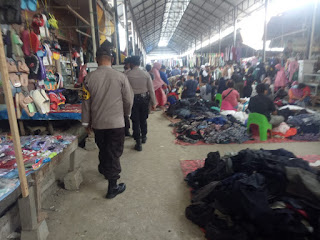 Antisipasi Gangguan Kamtibmas, Kapolsek Enrekang Patroli Pasar Sentral