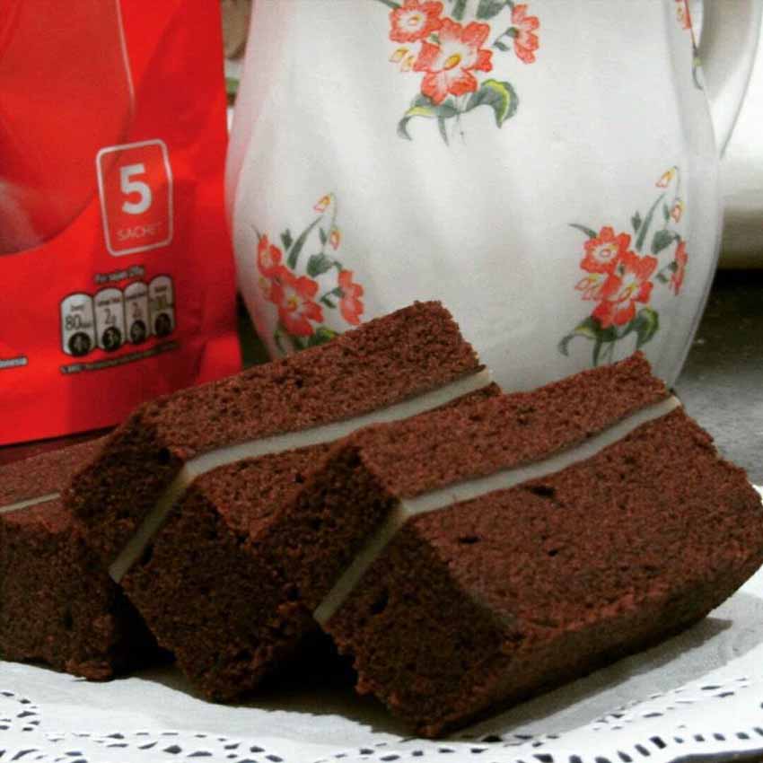 Resep Brownies Kukus Lapis Keju. Ternyata Enaaak Banget dan Sensasinya Dapet Banget Ketiuka di Gigit