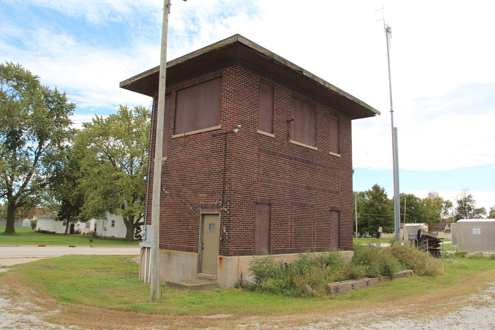 Towns and Nature Ashkum, IL IC Interlocking Tower